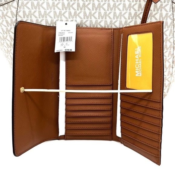 Michael Kors Large Jet Set Travel Chain Shoulder Bag & Trifold Wallet Vanilla - Picture 13 of 14